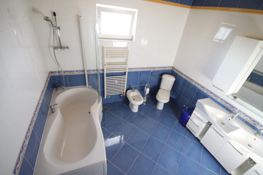 House Veli Vrh